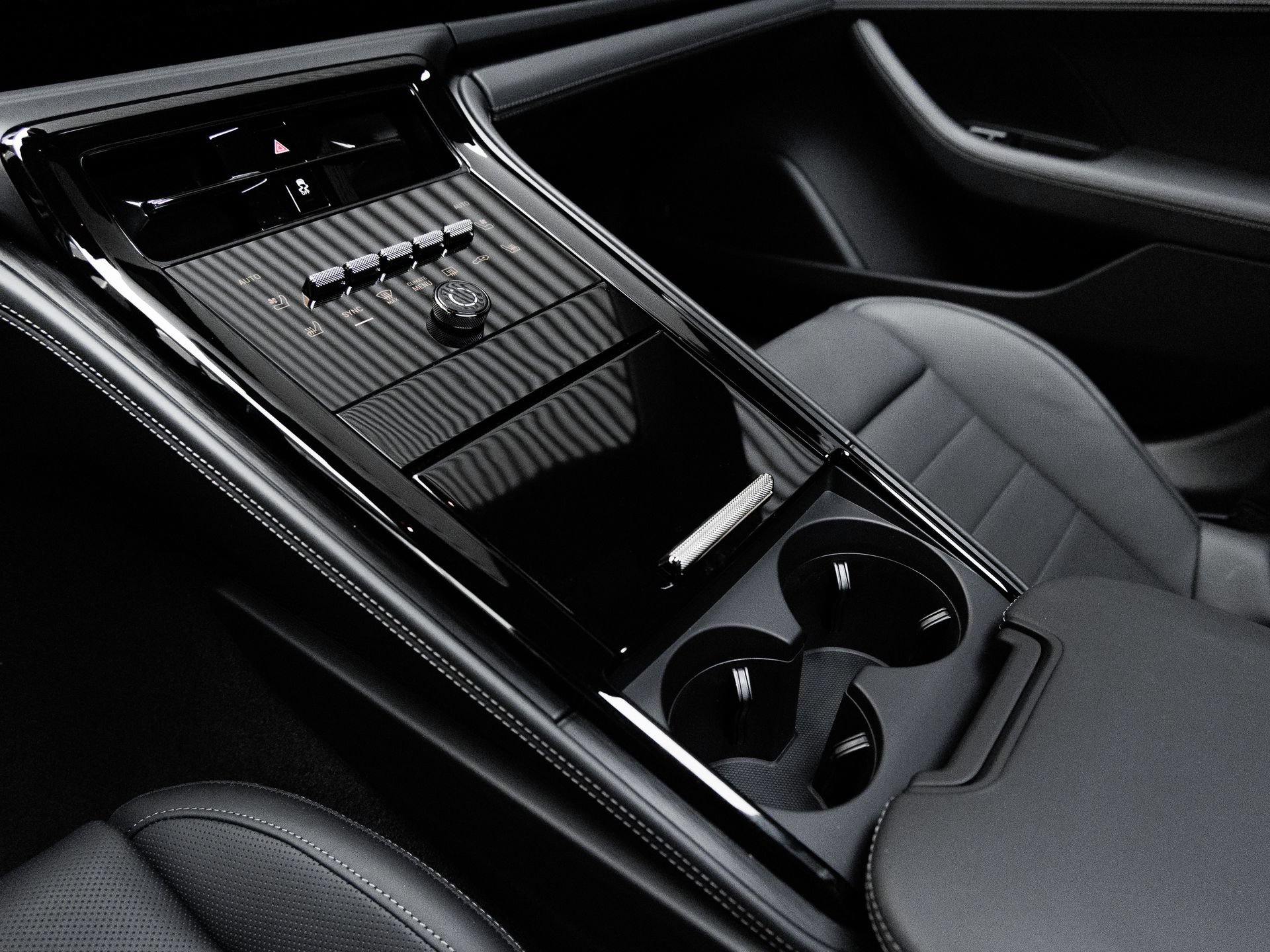 Certified 2026 Porsche Panamera Turbo S AWD/4WD image 27