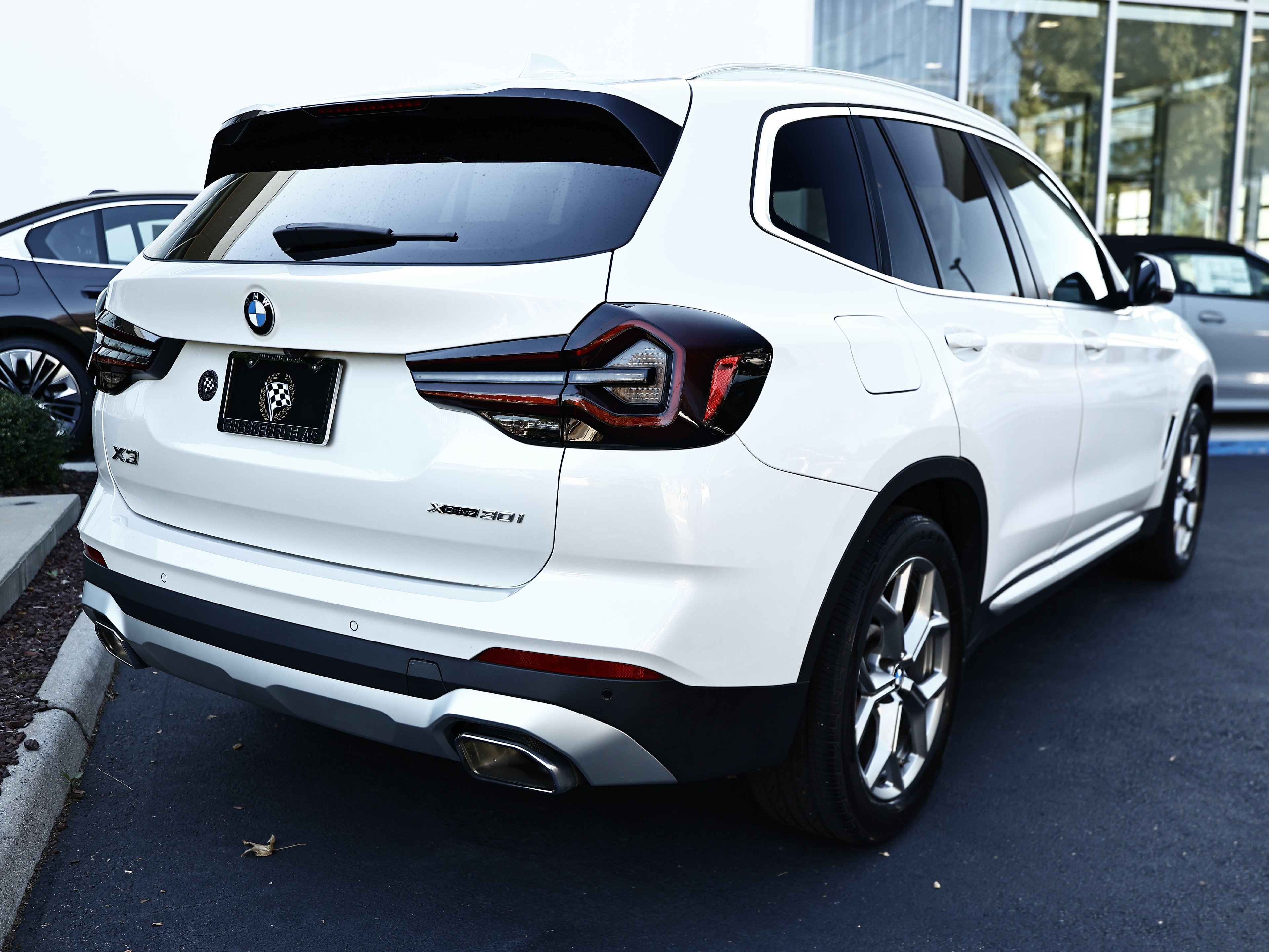 Used 2022 BMW X3 xDrive30i AWD/4WD image 7