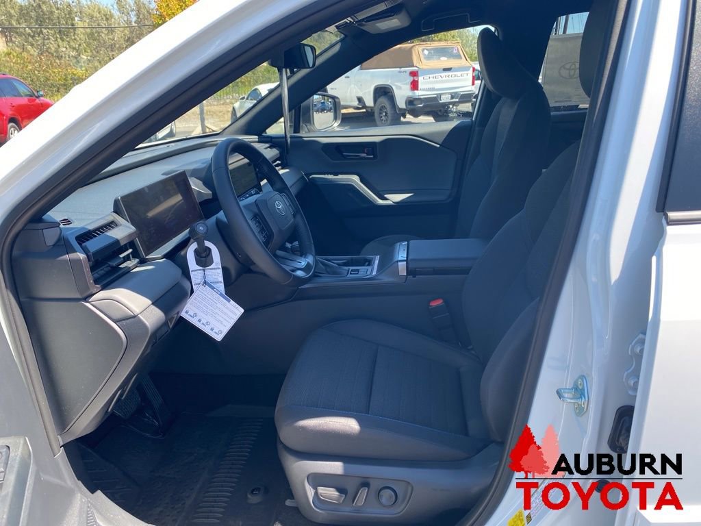 New 2026 Toyota RAV4 SE AWD/4WD image 28