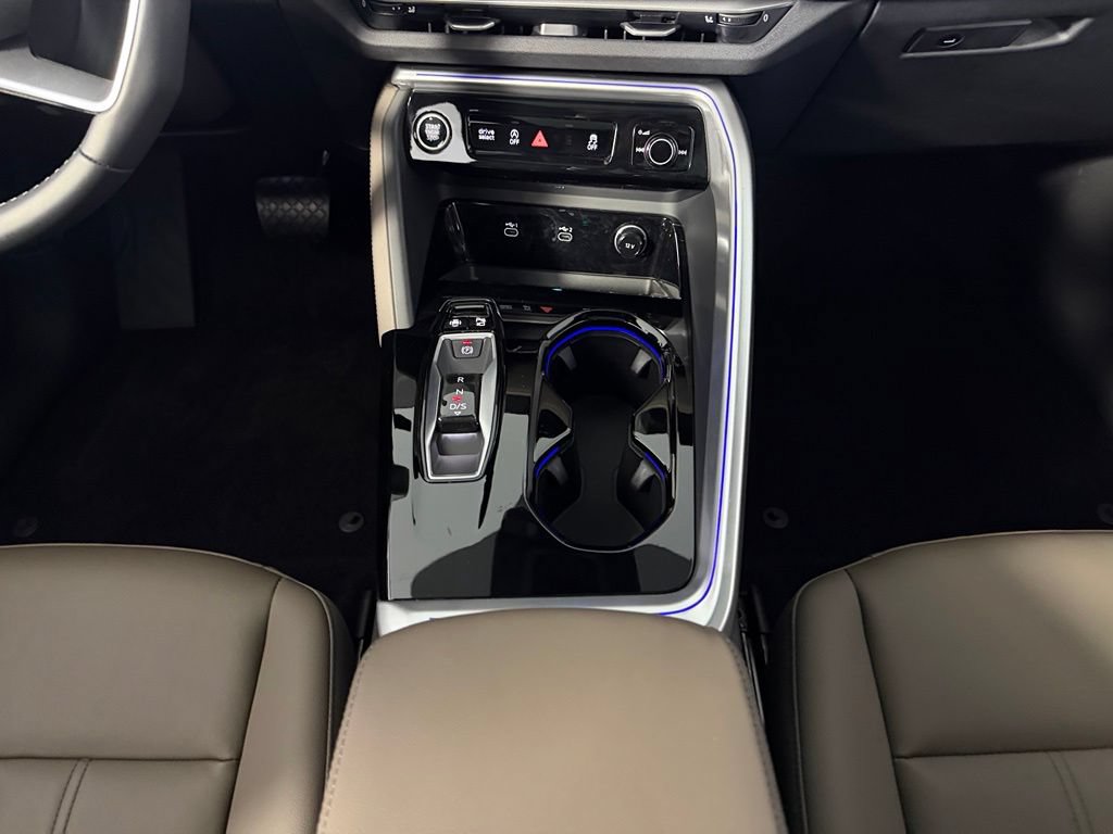 Used 2025 Audi Q5 Premium Plus AWD/4WD image 18
