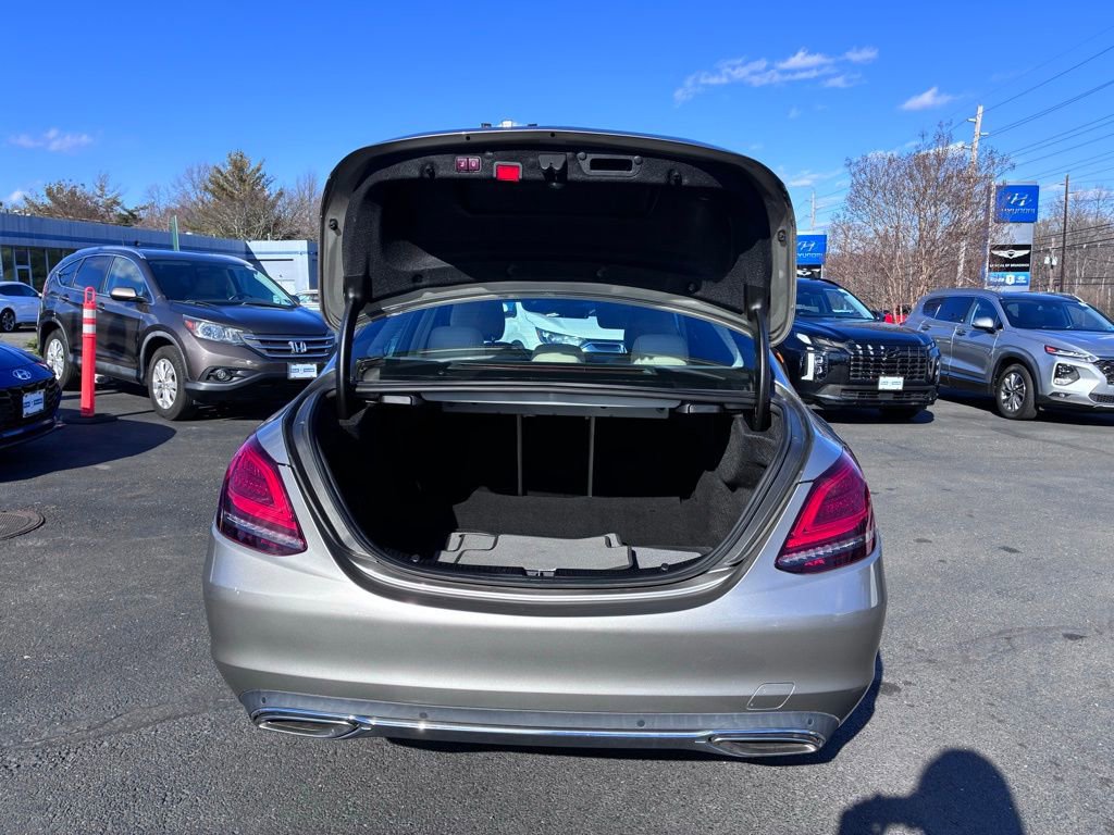 Used 2019 Mercedes-Benz C 300 4MATIC Sedan image 12