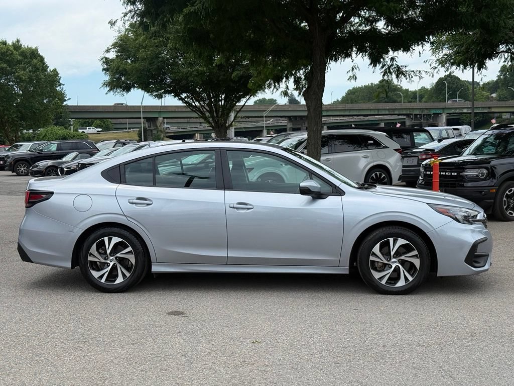 Used 2024 Subaru Legacy Premium AWD/4WD image 9