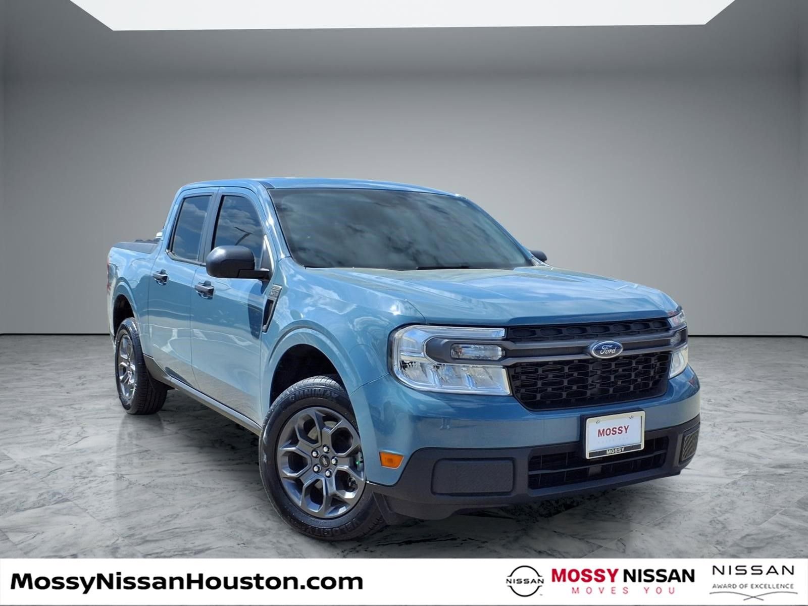 Used 2023 Ford Maverick XLT image 1