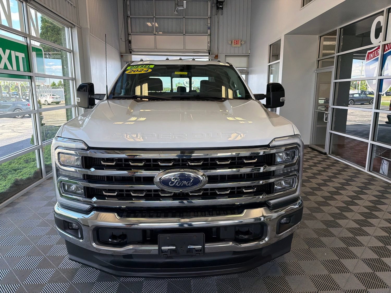 Used 2024 Ford F250 Lariat AWD/4WD image 2