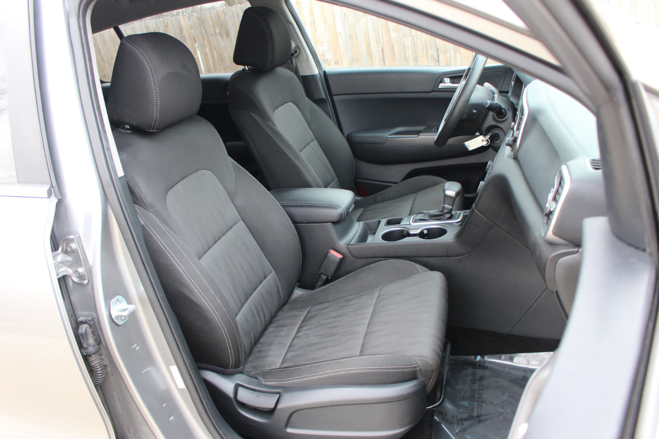 Used 2019 Kia Sportage LX image 34