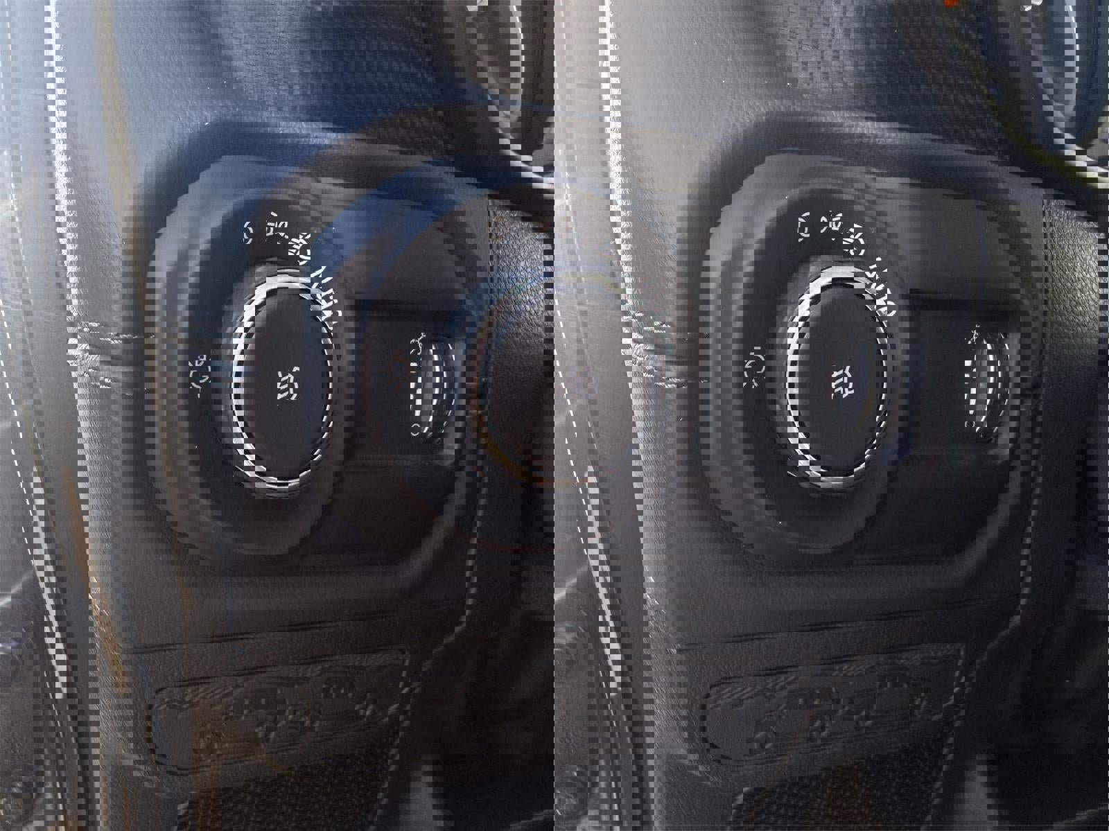 Used 2024 Jeep Wrangler Unlimited Rubicon image 12