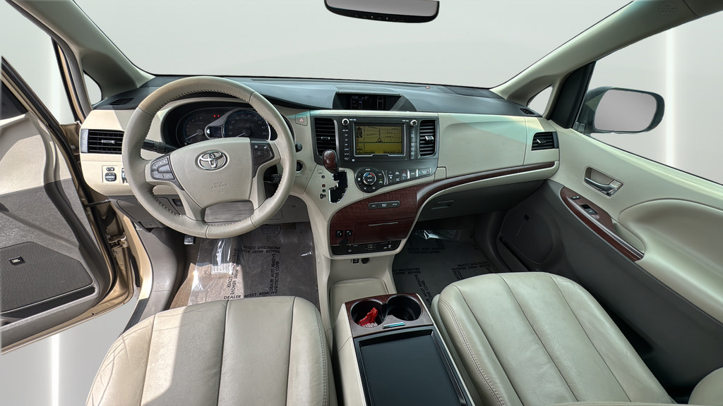 Used 2011 Toyota Sienna XLE w/ Premium Pkg FWD image 31