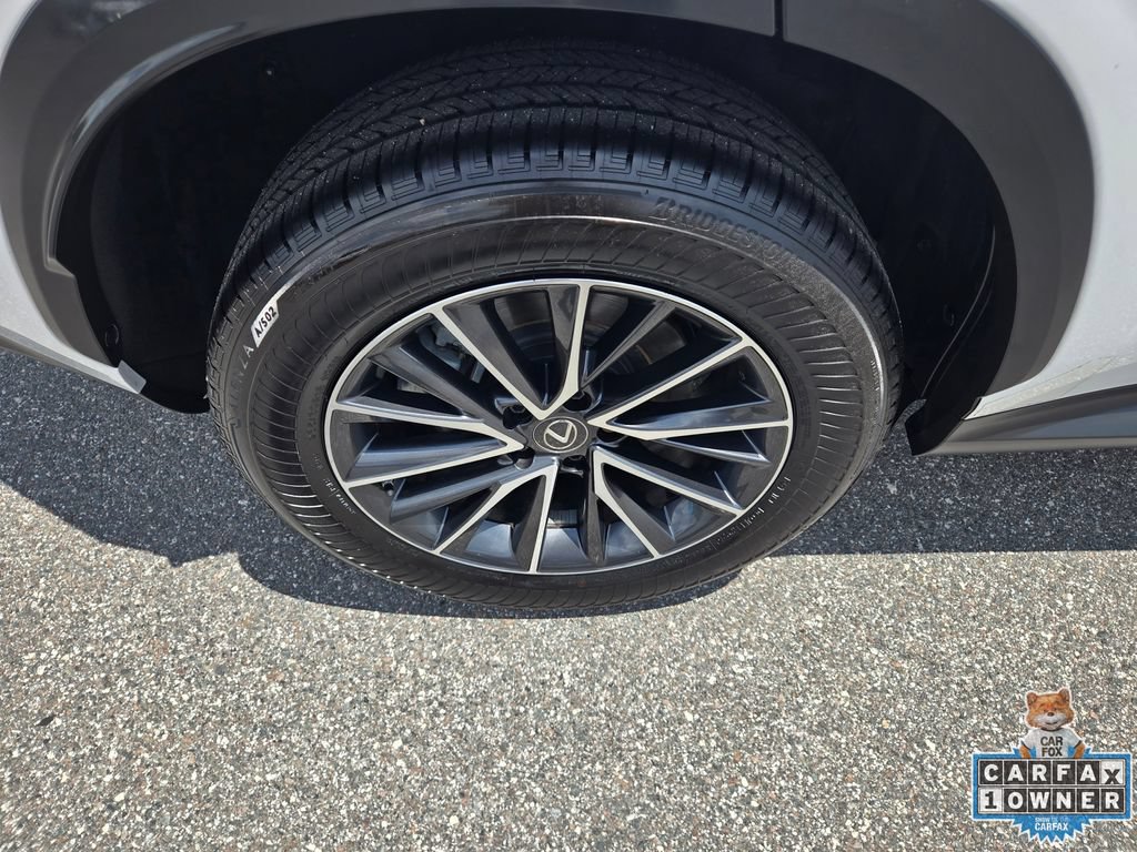 Used 2023 Lexus NX 250 FWD w/ Towing Package (2000 Lbs) image 13