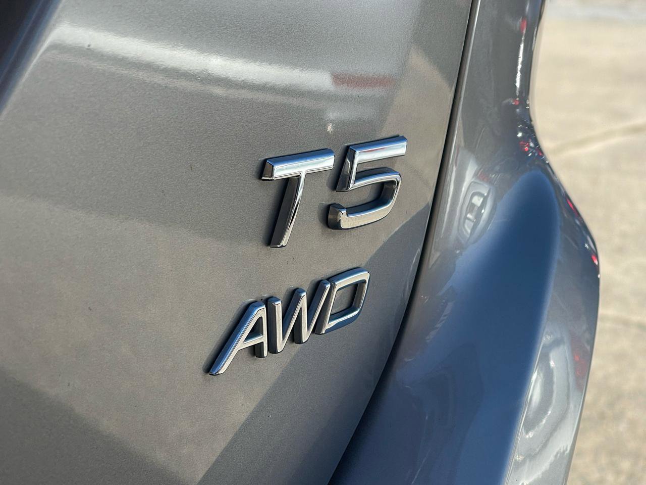 Used 2016 Volvo XC60 T5 Premier w/ Protection Package image 24