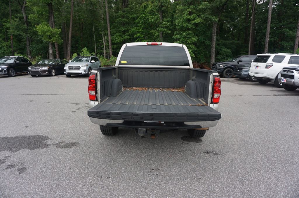 Used 2006 Chevrolet Silverado 1500 LT w/ Onstar Plus Package RWD image 13