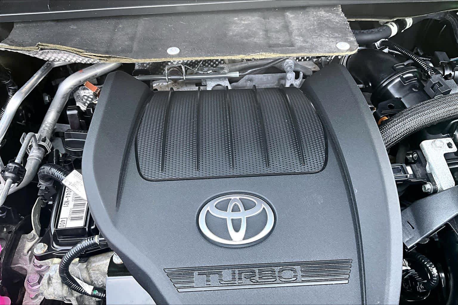 Used 2023 Toyota Highlander XLE AWD/4WD image 33