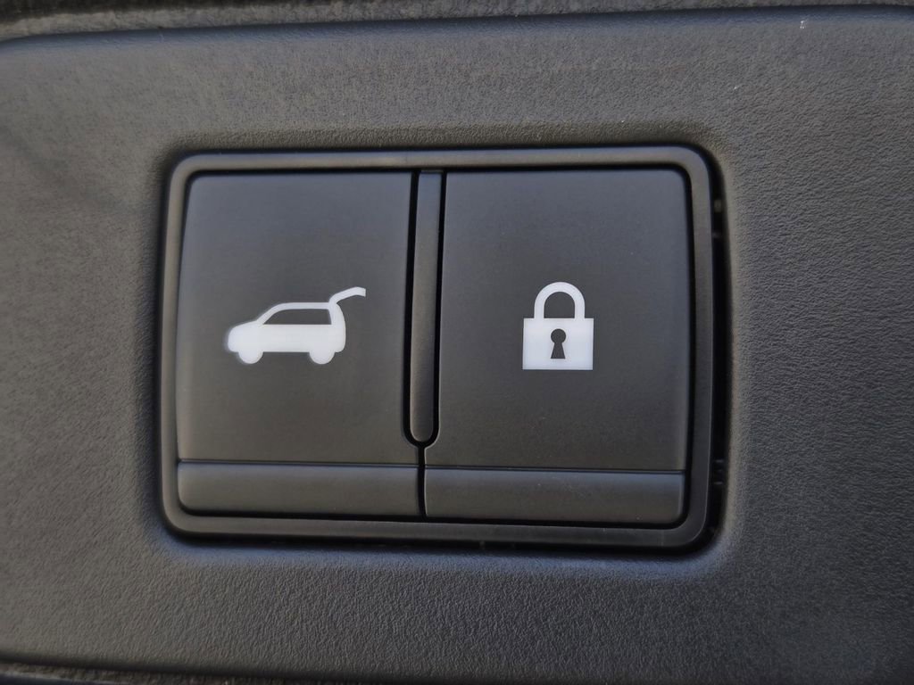 New 2026 Nissan Pathfinder SL image 11
