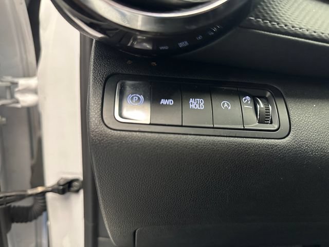 Used 2025 Chevrolet Equinox LT AWD/4WD image 19