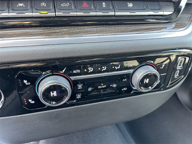 Used 2024 Chevrolet Silverado 1500 LT image 18