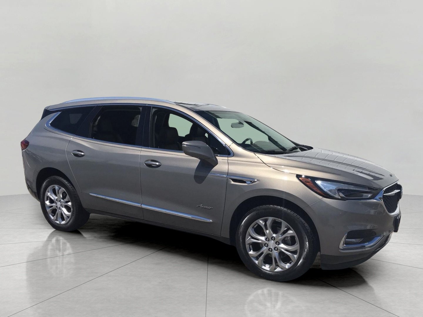 Certified 2018 Buick Enclave Avenir w/ Avenir Technology Package FWD image 4
