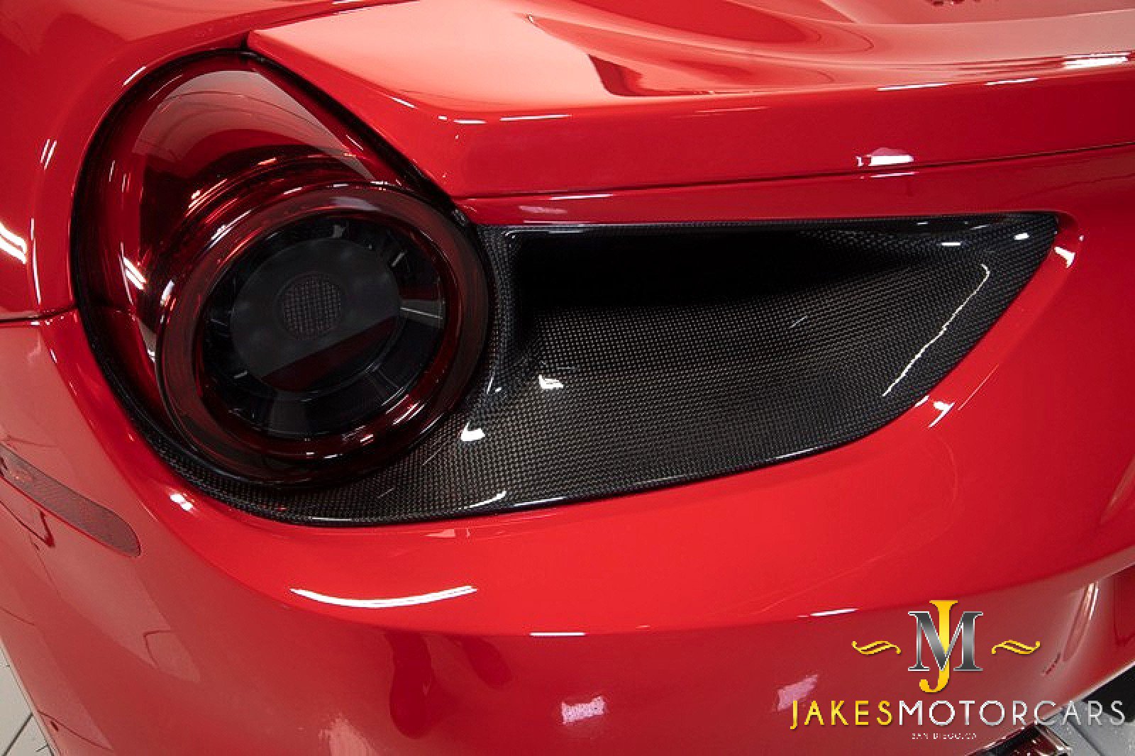 Used 2018 Ferrari 488 Spider image 9