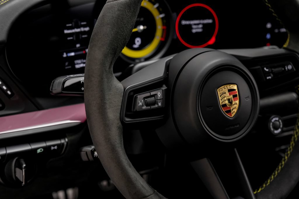 Used 2023 Porsche 911 GT3 RWD image 18