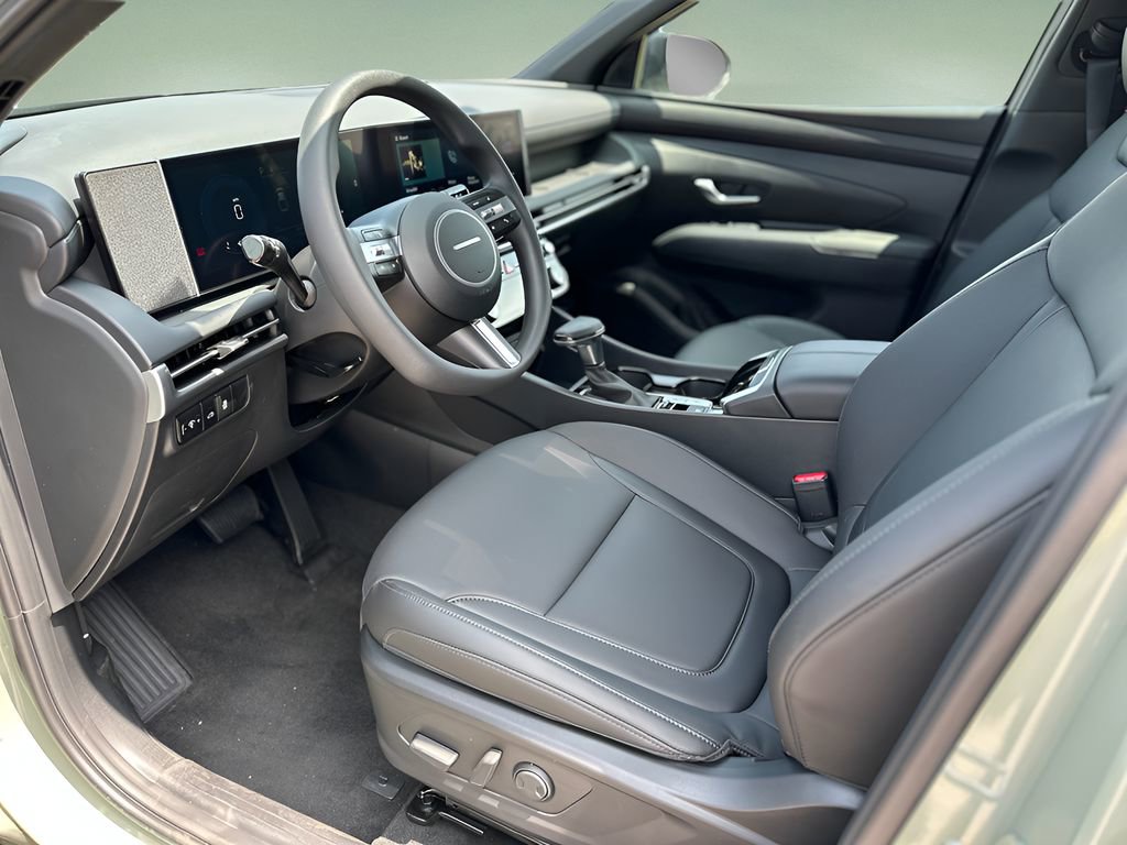 Used 2025 Hyundai Santa Cruz SEL image 25