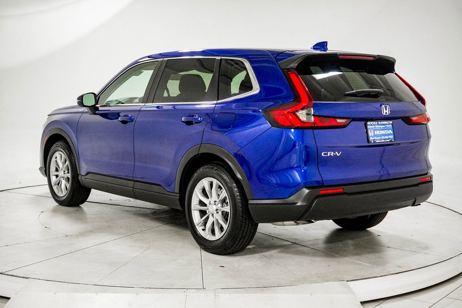 Certified 2025 Honda CR-V EX image 6