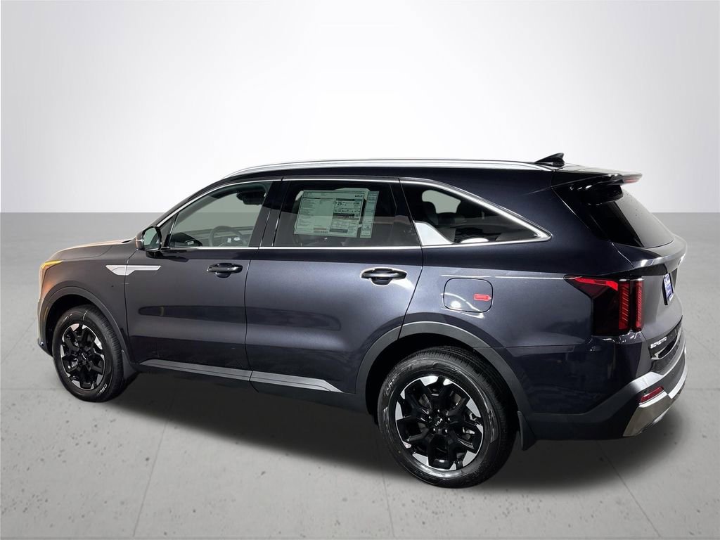New 2025 Kia Sorento S image 9