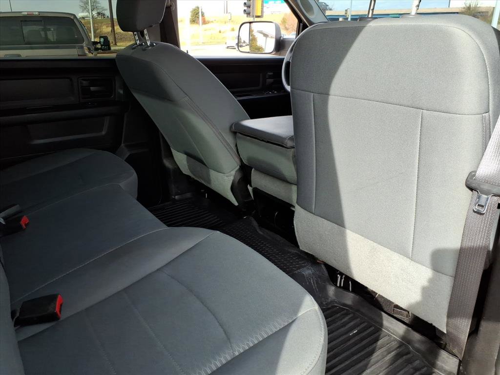 Used 2018 RAM 2500 Tradesman w/ Chrome Appearance Group image 15