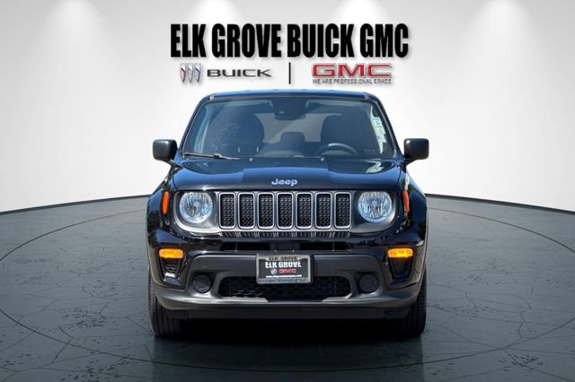 Used 2023 Jeep Renegade Latitude AWD/4WD image 9