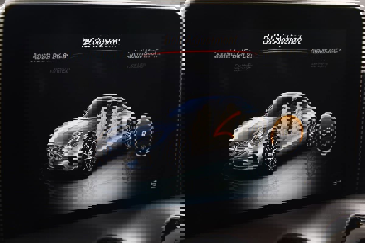 Used 2017 Mercedes-Benz AMG GT Coupe w/ Exclusive Interior Package image 67