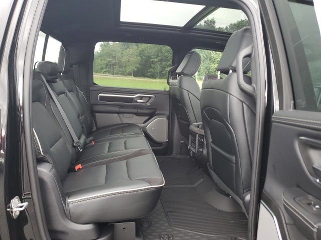New 2027 RAM 1500 Laramie w/ Night Edition AWD/4WD image 23