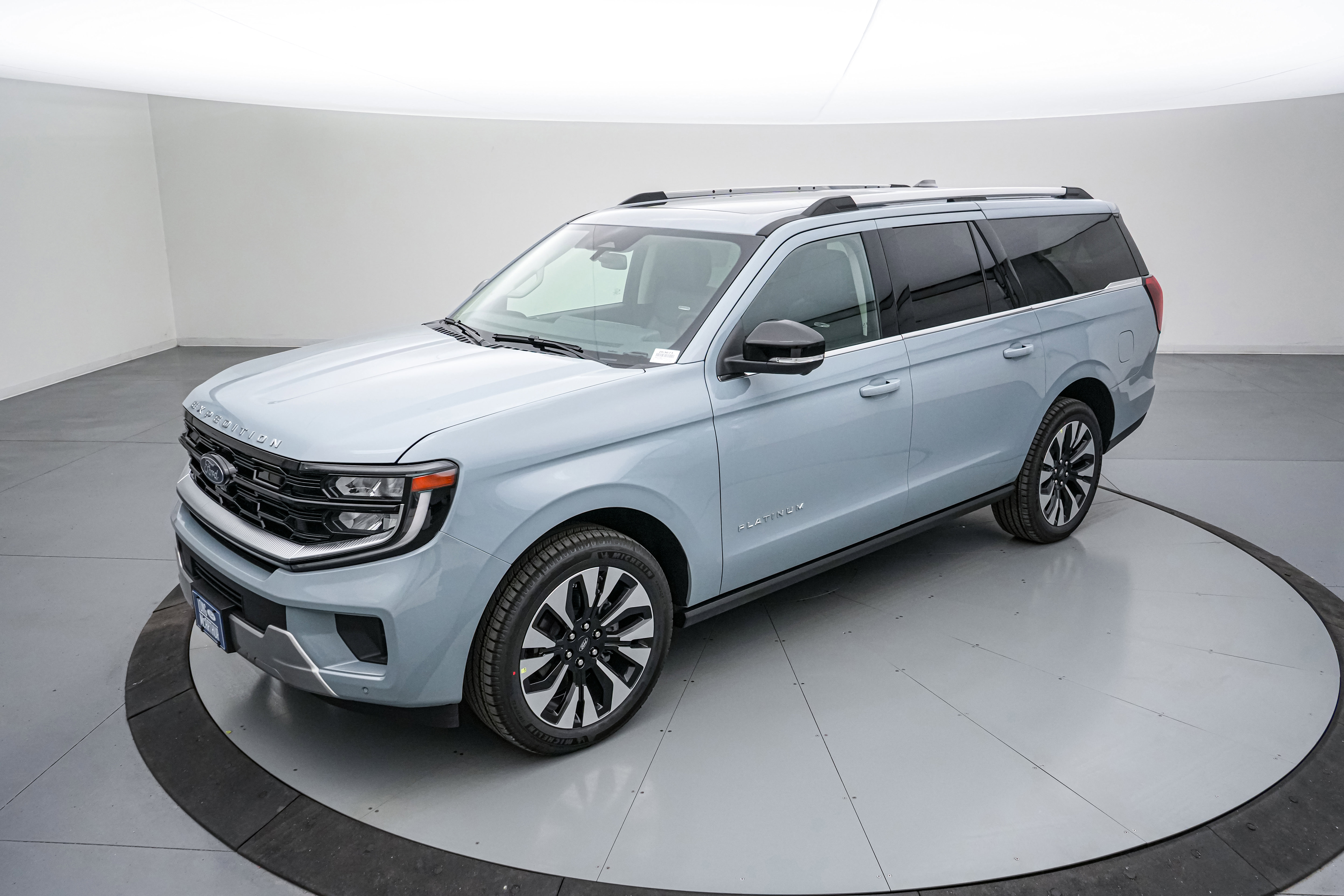 New 2026 Ford Expedition Max Platinum w/ Driver's Package AWD/4WD image 9