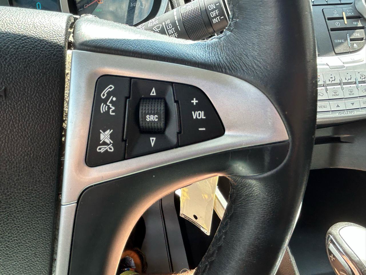 Used 2015 Chevrolet Equinox LT w/ Driver Convenience Package FWD image 19