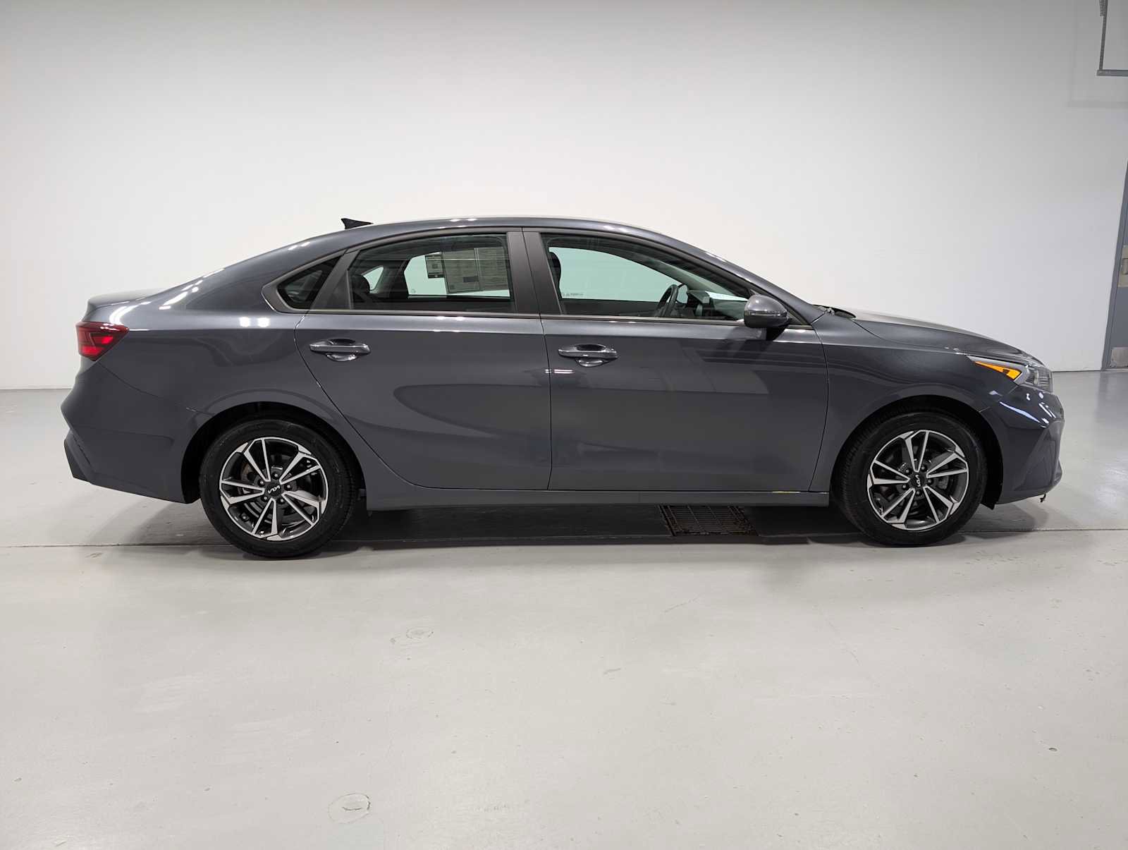 Certified 2023 Kia Forte LXS w/ LXS Technology Package FWD image 7