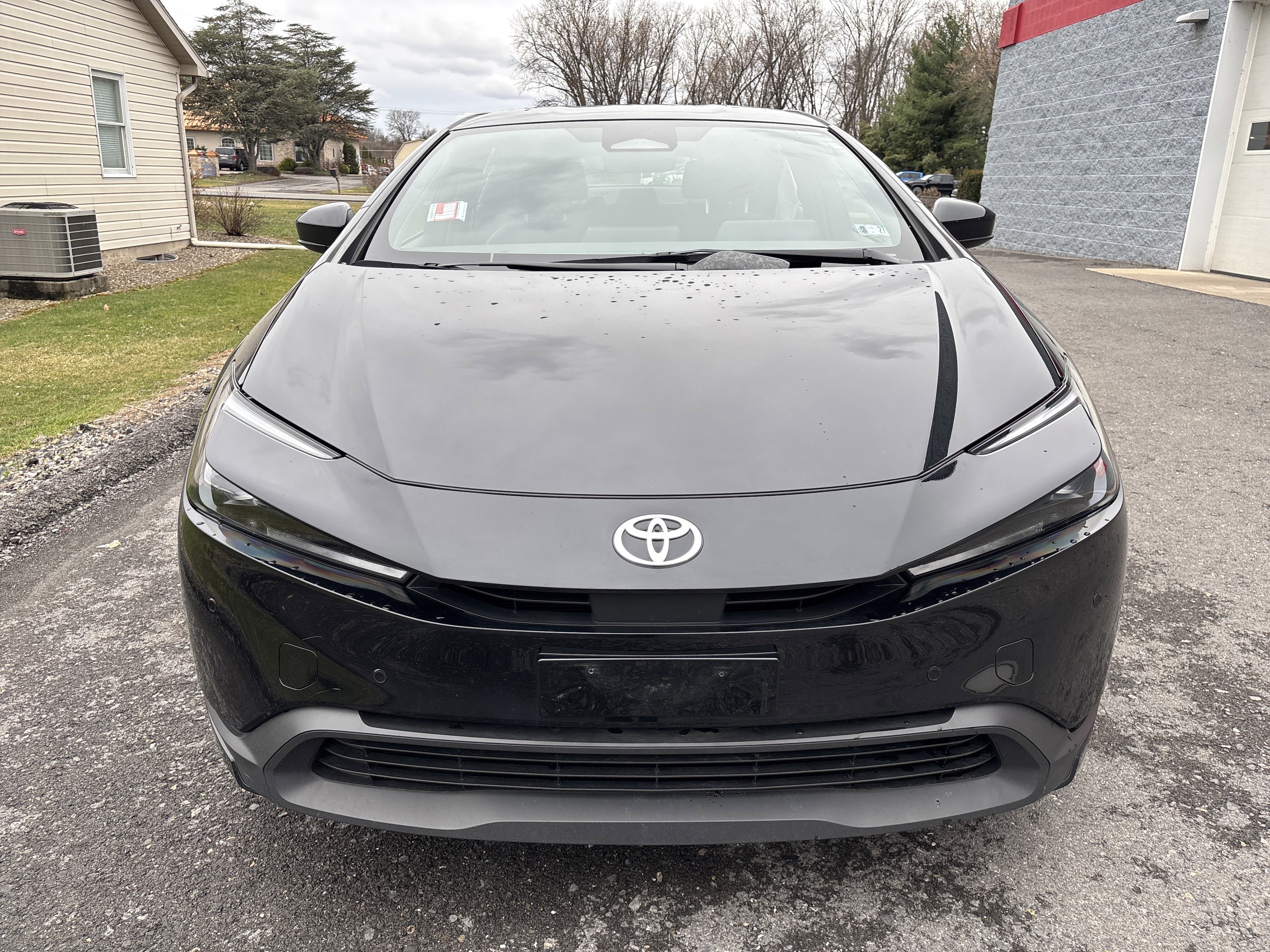 Used 2024 Toyota Prius LE image 9