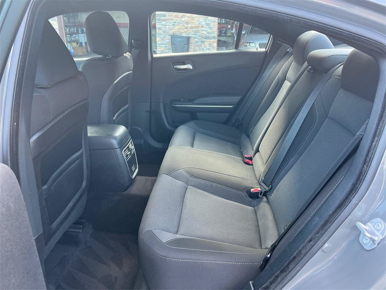 Used 2018 Dodge Charger SXT Plus RWD image 10