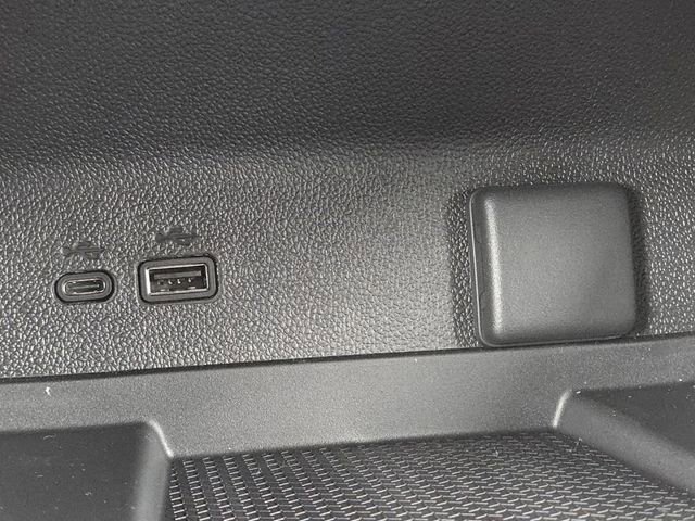 New 2026 Chevrolet Traverse LT w/ Driver Confidence Package image 8