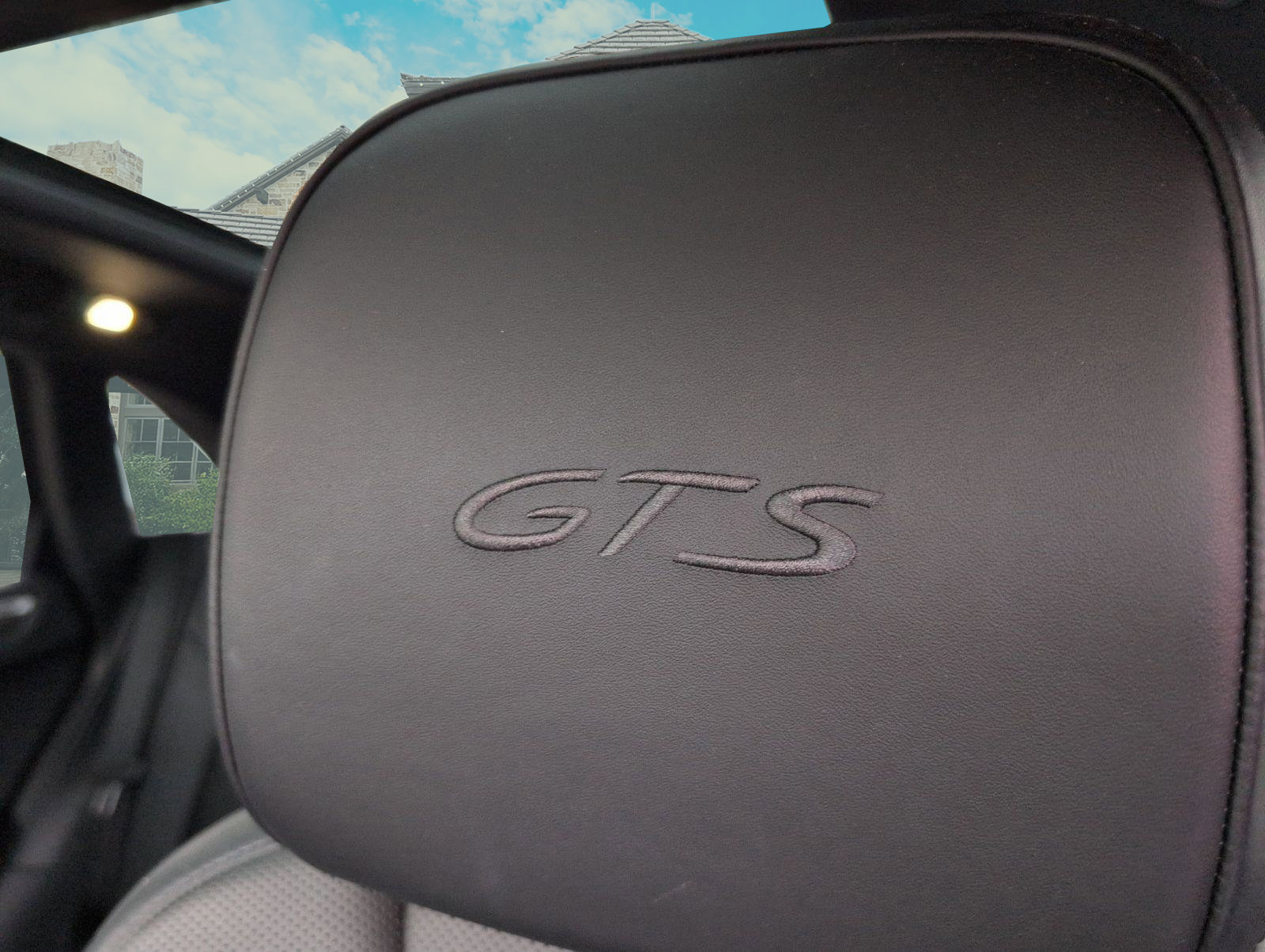 Used 2018 Porsche Macan GTS image 23