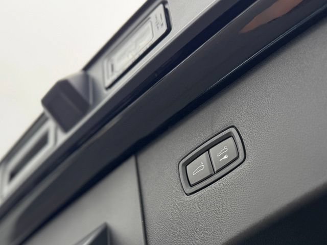 New 2026 Porsche Cayenne Coupe AWD/4WD image 37