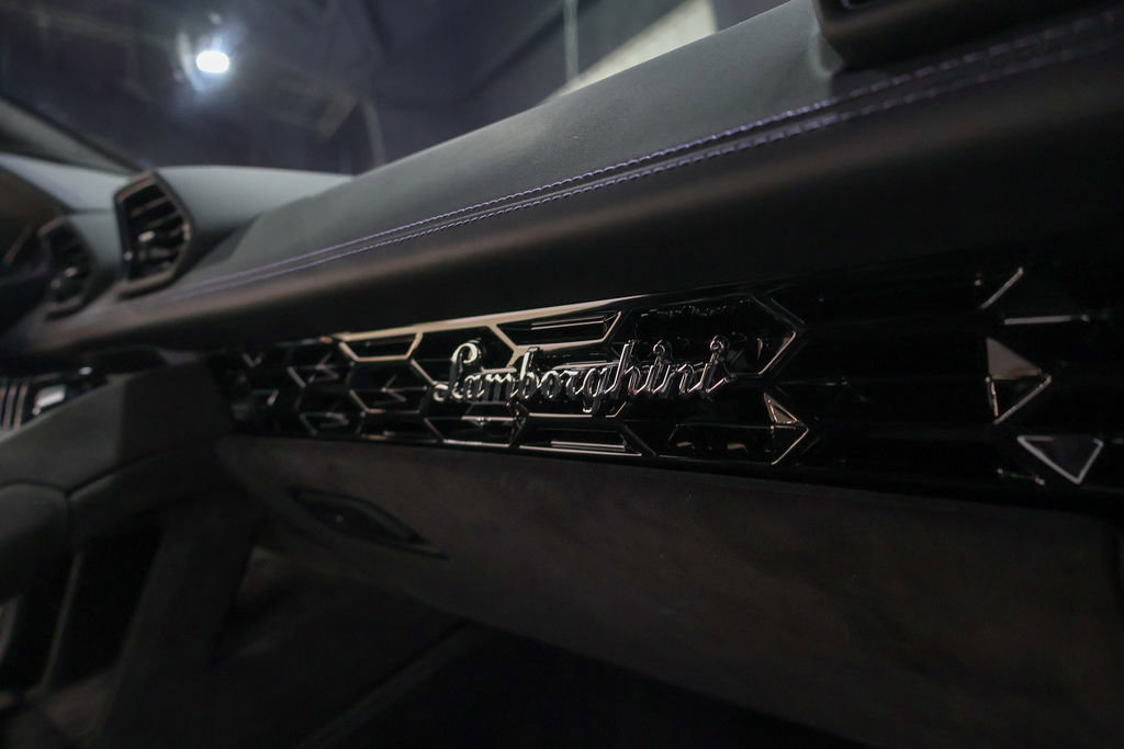 Used 2024 Lamborghini Huracan Sterrato AWD/4WD image 30