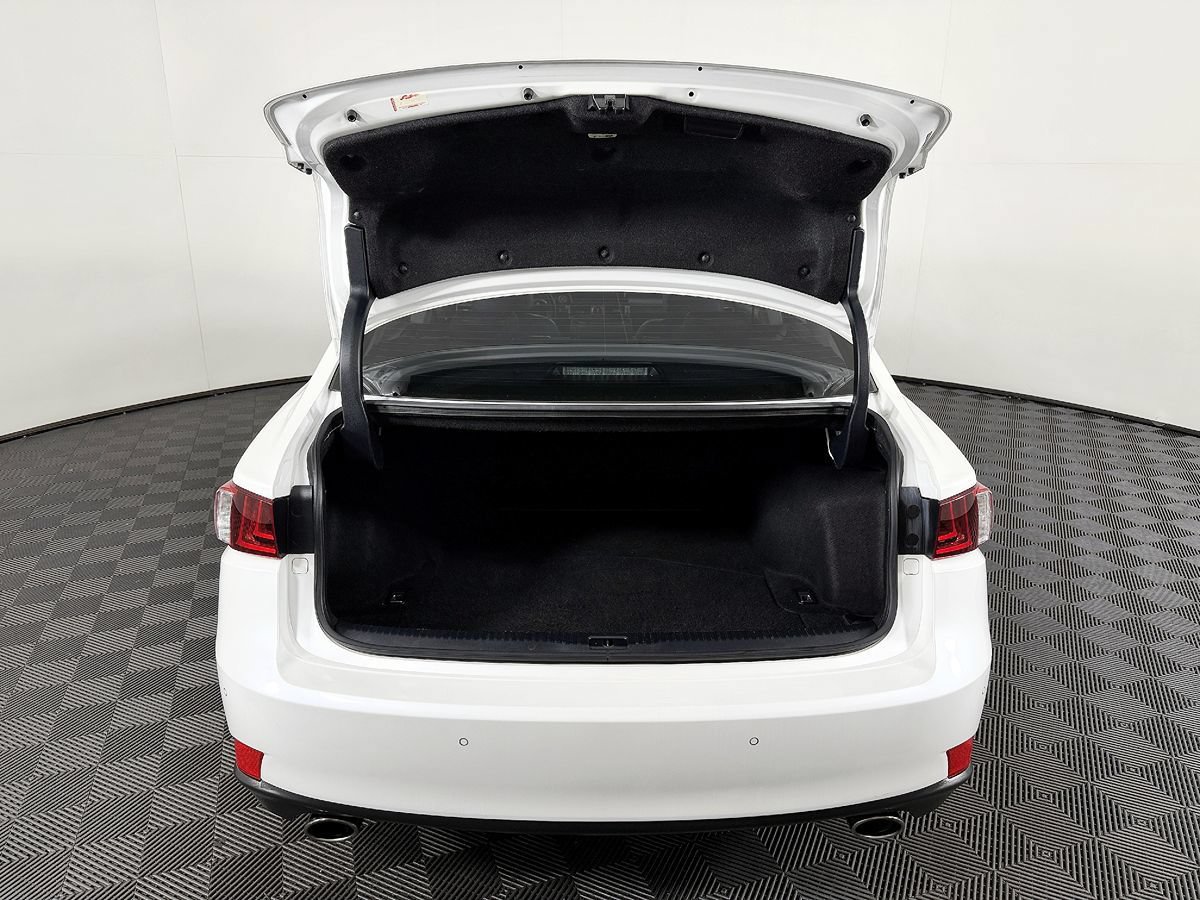 Used 2014 Lexus IS 250 w/ Luxury Package w/Gray Wood RWD image 12