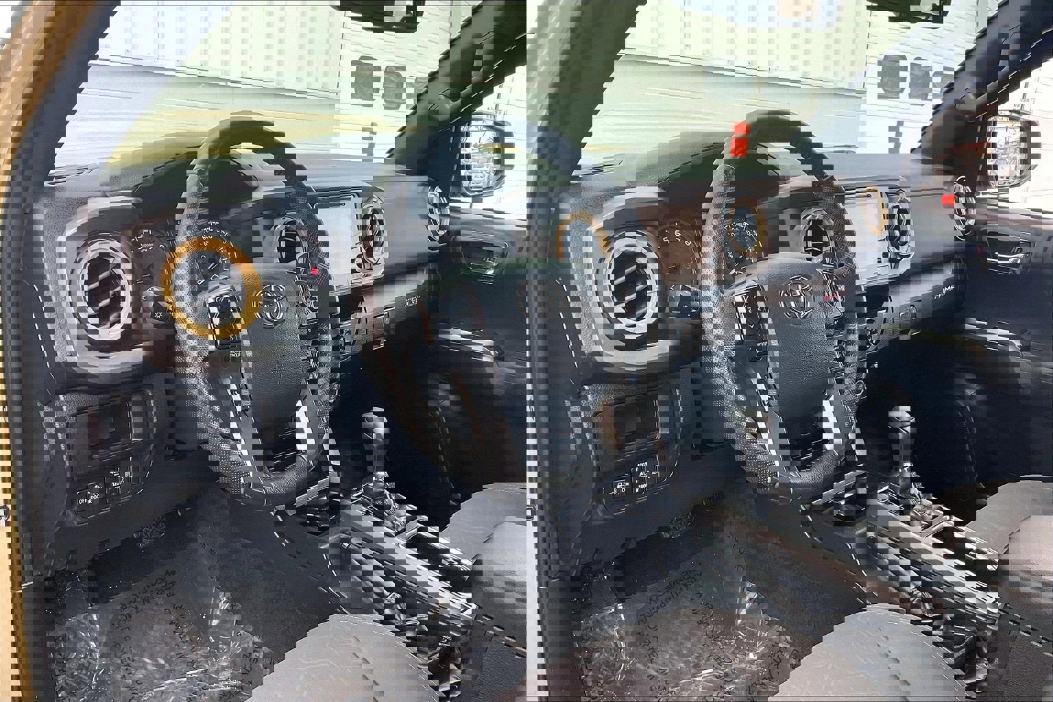 Used 2019 Toyota Tacoma TRD Sport image 18