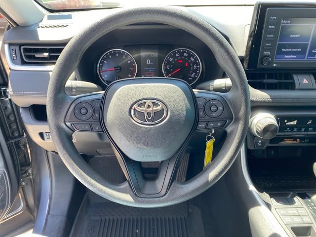 Certified 2021 Toyota RAV4 LE AWD/4WD image 5