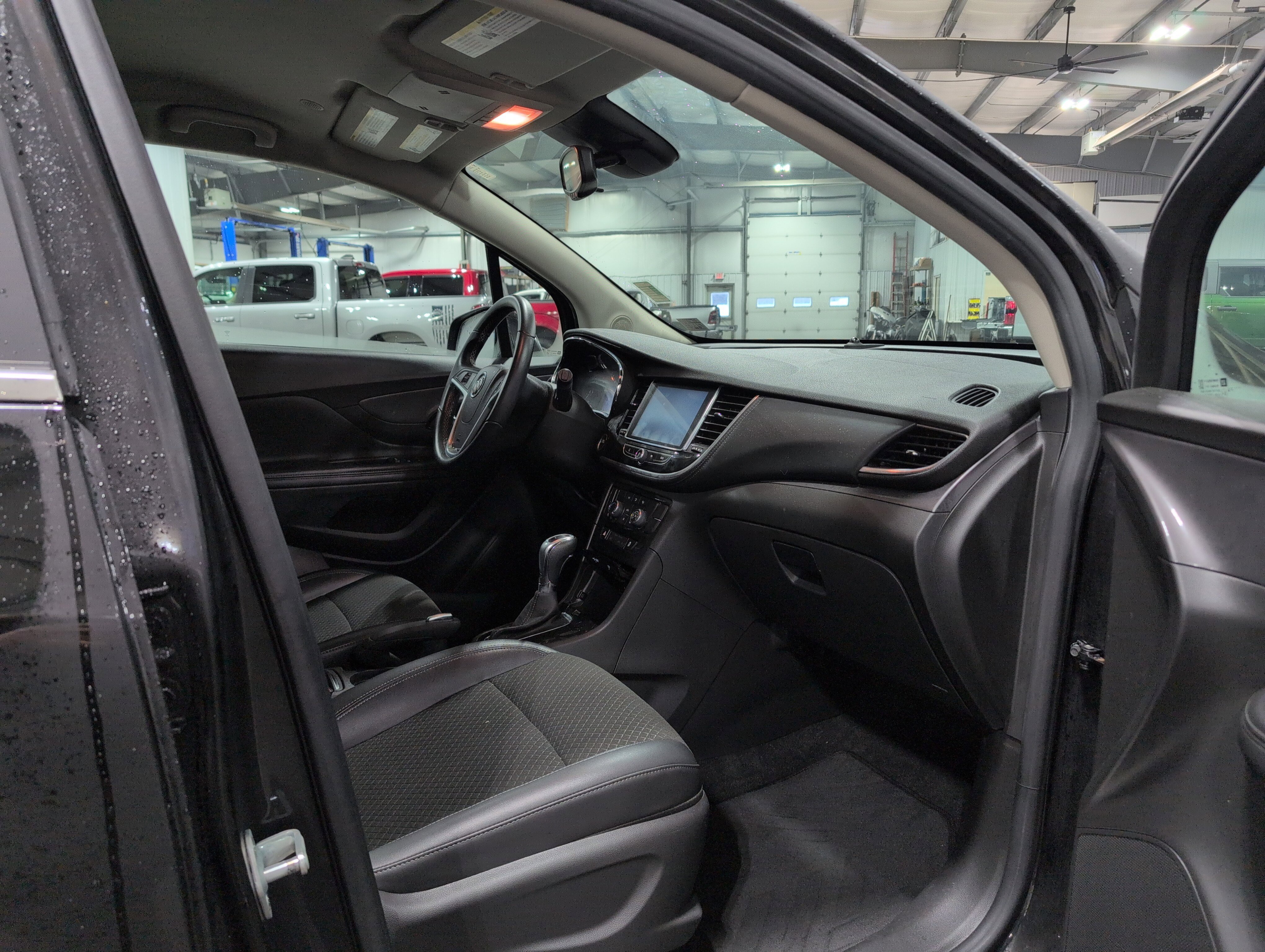 Used 2019 Buick Encore Preferred image 11