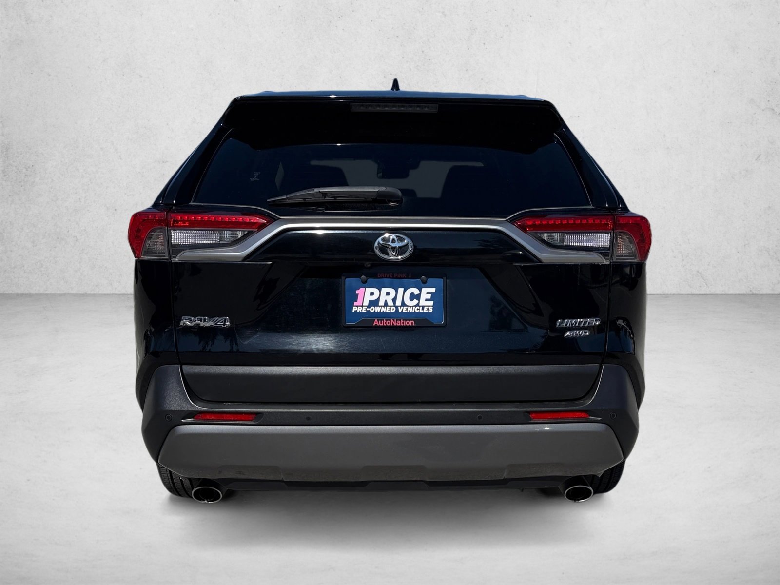 Used 2019 Toyota RAV4 Limited w/ Cold Weather Package AWD/4WD image 6