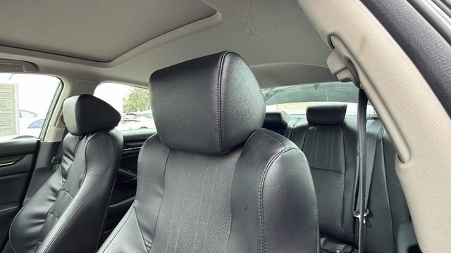 Used 2018 Honda Accord EX-L image 22