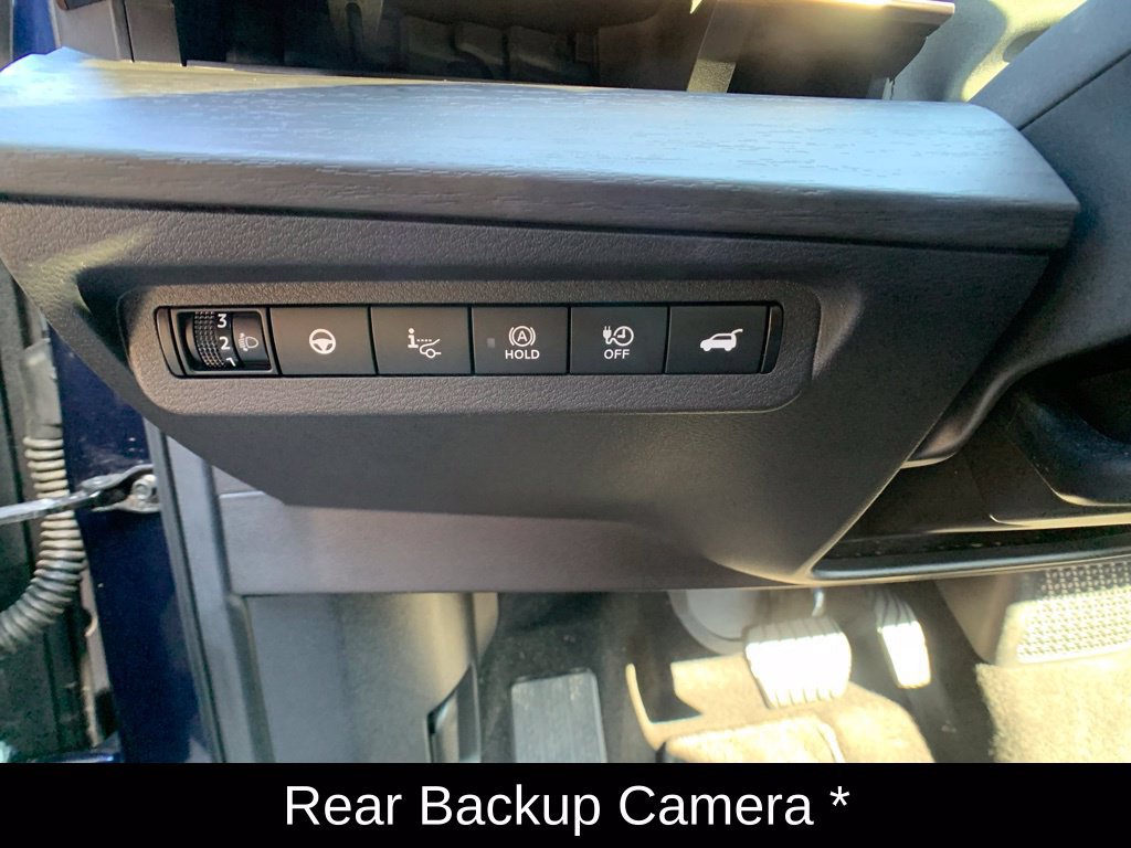 Certified 2024 Nissan Ariya AWD image 16