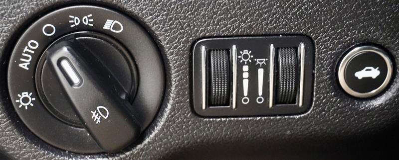 Used 2011 Dodge Charger R/T RWD image 20