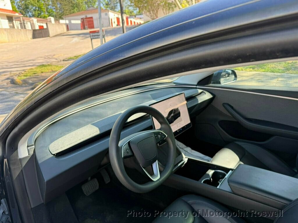 Used 2024 Tesla Model 3 image 9