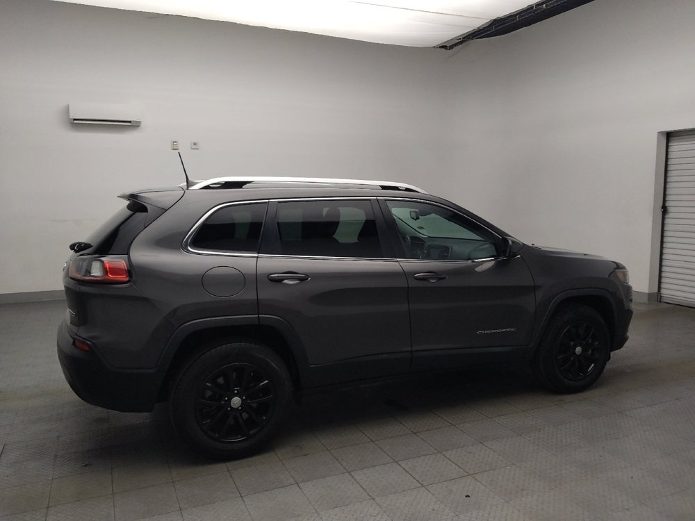 Used 2021 Jeep Cherokee Latitude Plus AWD/4WD image 10