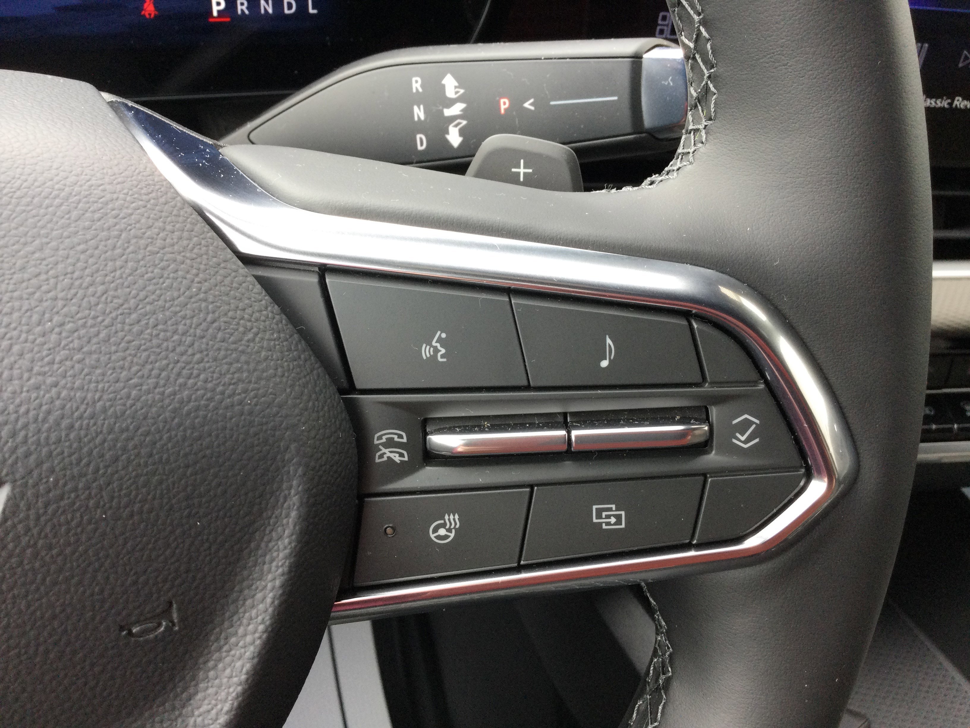 New 2026 Chevrolet Equinox LT w/ Convenience Package II image 14