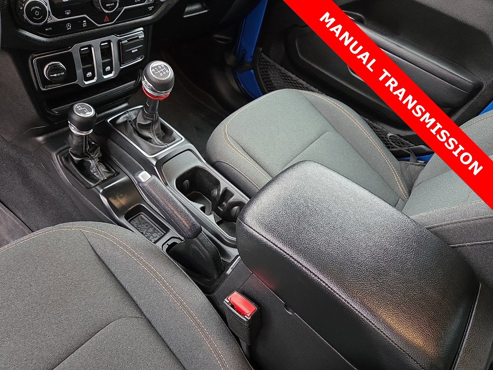 Used 2024 Jeep Wrangler Sport S image 25