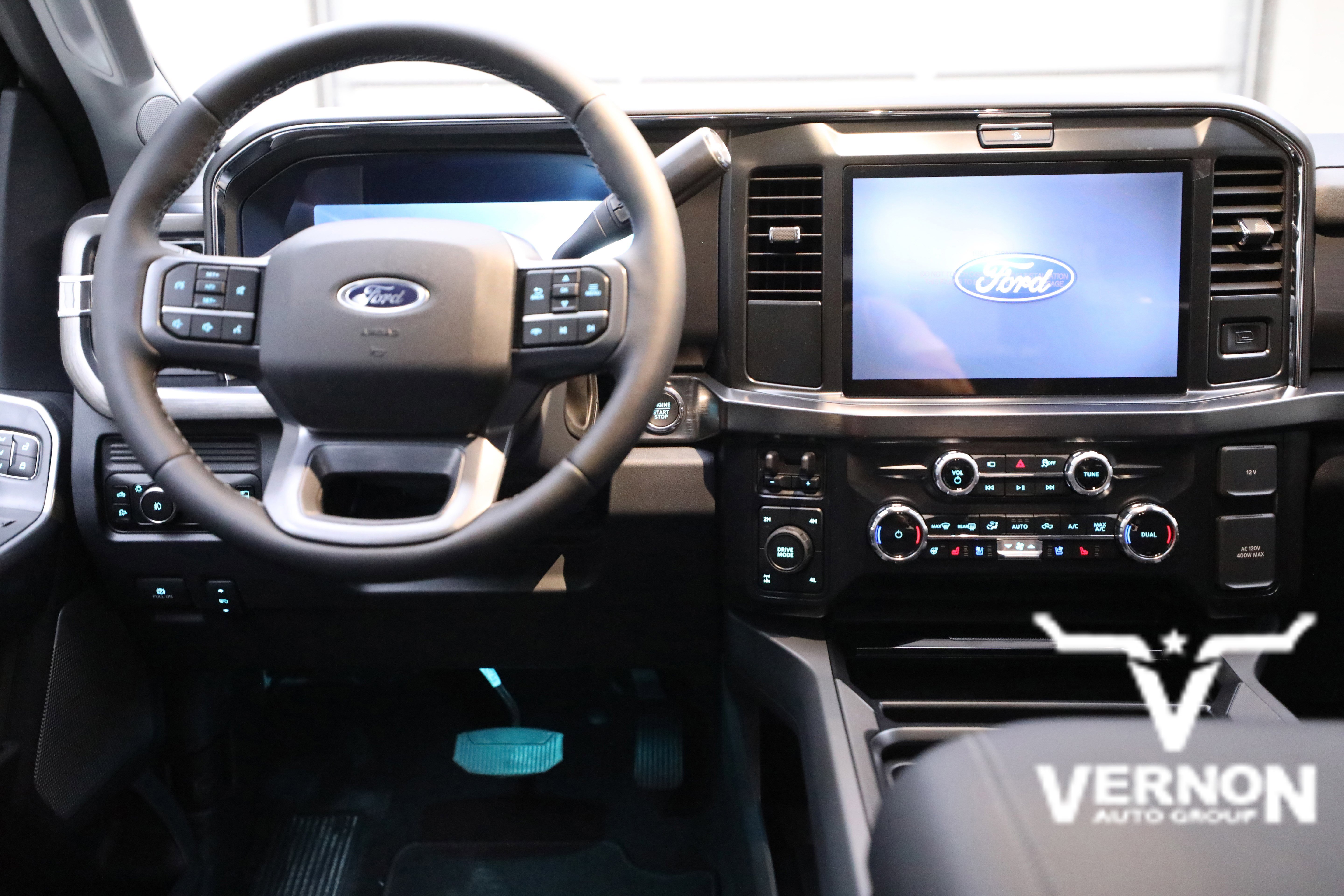 New 2026 Ford F350 Lariat w/ Chrome Package image 20